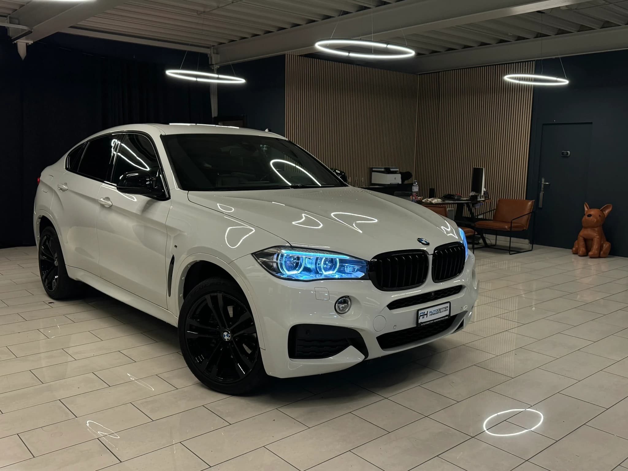 BMW X6 – Bild 1 von 24