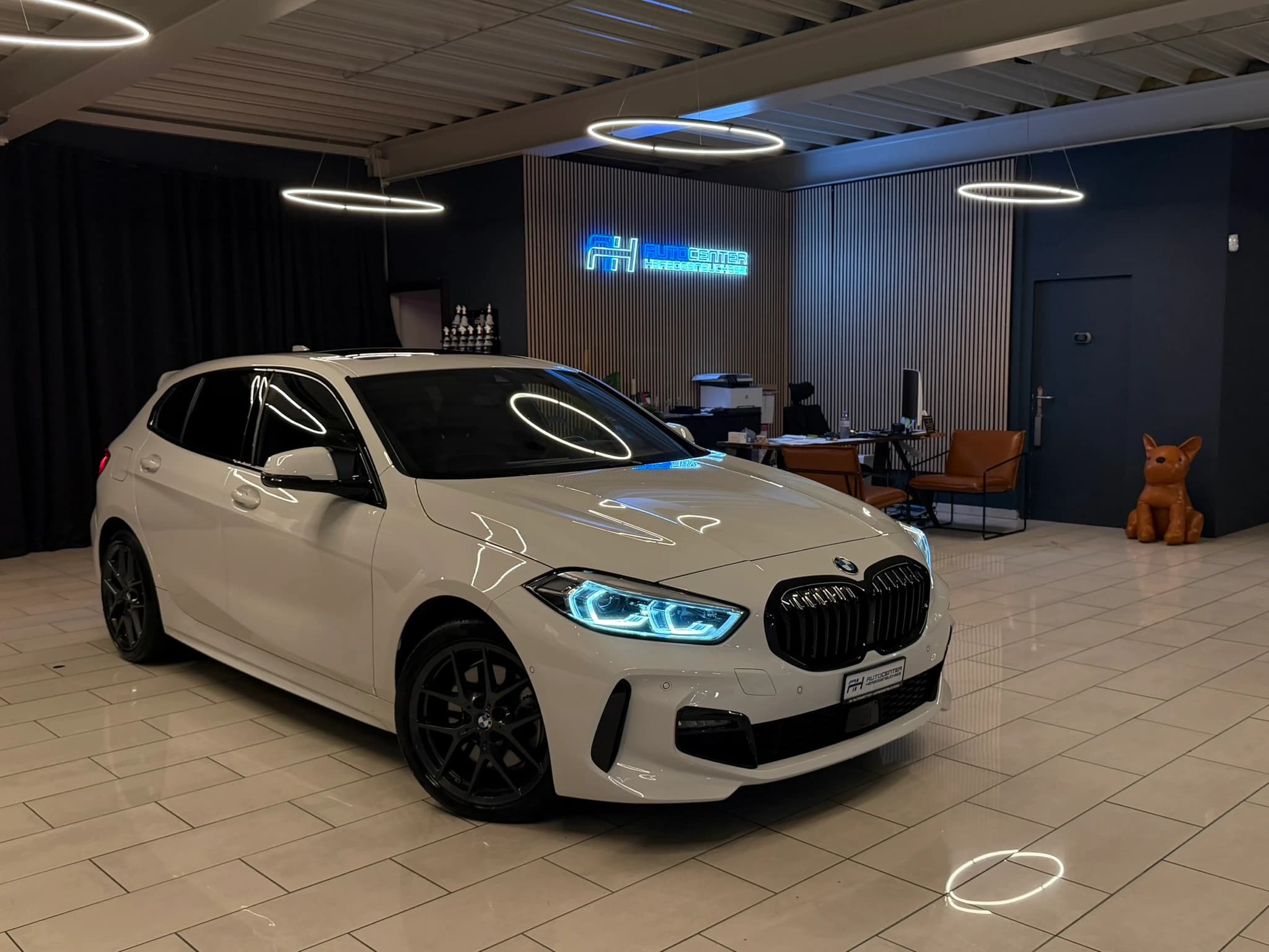 BMW 120 – Bild 1 von 22